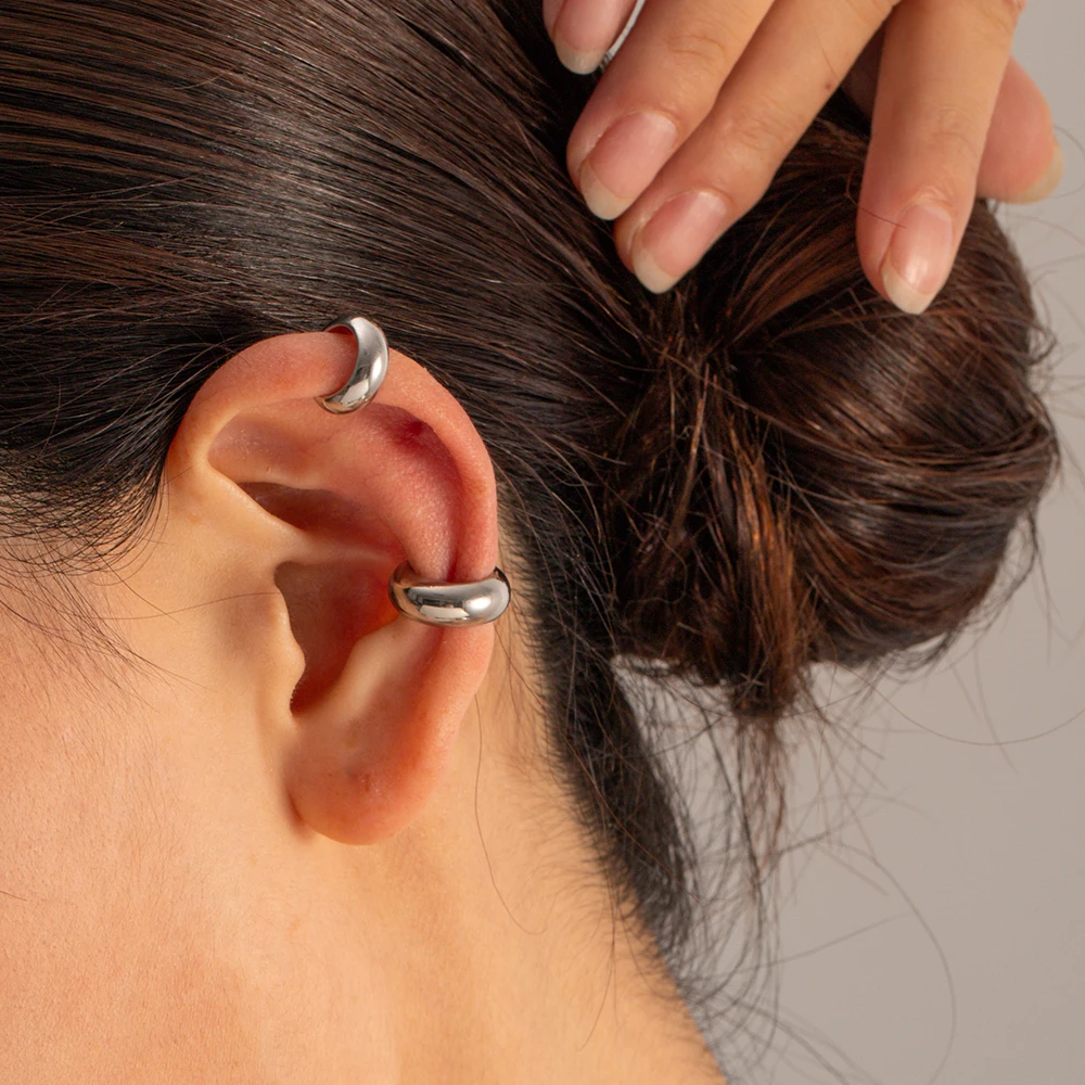 Steel Color Stainless Steel Low Key Luxury Chunky C-shaped Minimalist Ear Clips Tarnish-proof Women's Ear Jewelry Party Gift
Steel Color Stainless Steel Low Key Luxury Chunky C-shaped Minimalist Ear Clips Tarnish-proof Women's Ear Jewelry Party Gift