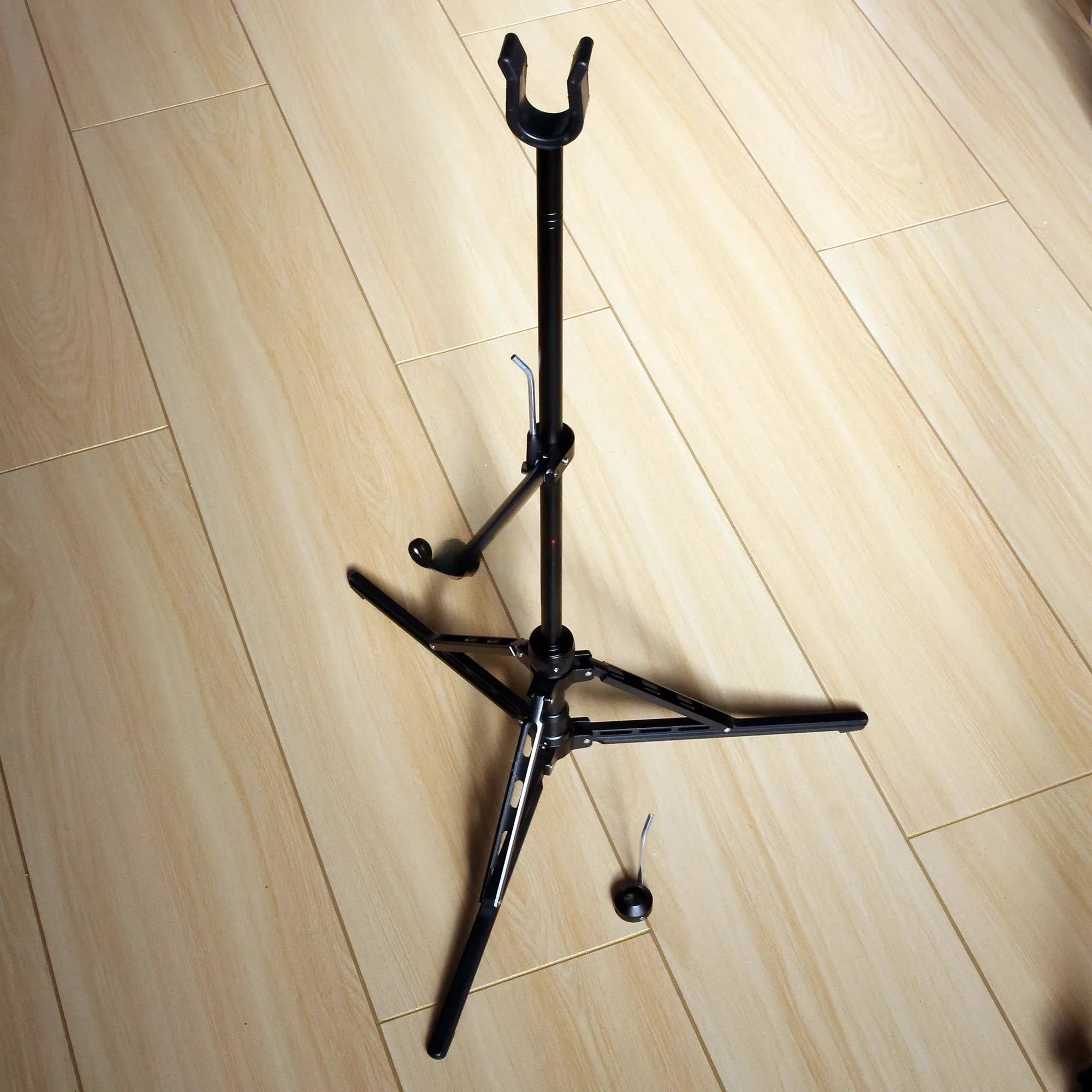 High and low use local tyrant bow frame, high (convertible) low style, foot pad anti-drop design
High and low use local tyrant bow frame, high (convertible) low style, foot pad anti-drop design
