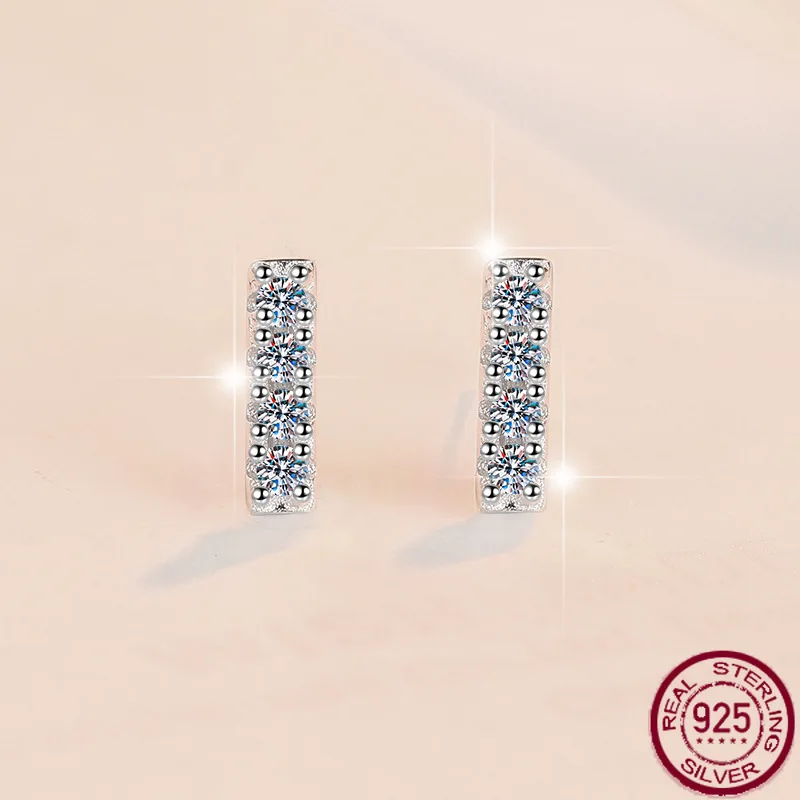 New S925 sterling silver fashionable ins style earrings, new simple and versatile, niche moissanite wedding jewelry
New S925 sterling silver fashionable ins style earrings, new simple and versatile, niche moissanite wedding jewelry