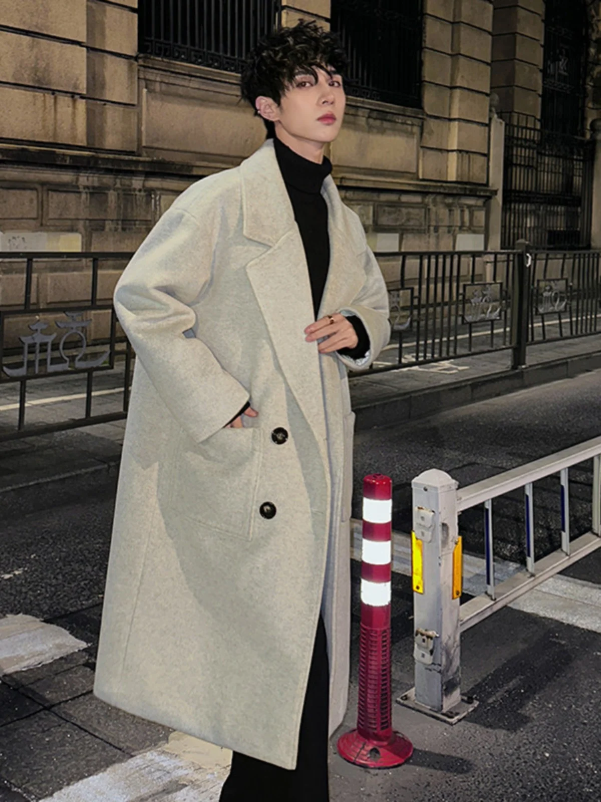 Мужское длинное пуховое пальто из шерсти, белое, с внутренним наполнителем из пуха, теплая верхняя одежда для зимы, в корейском стиле, преппи, британский стиль...
Мужское длинное пуховое пальто из шерсти, белое, с внутренним наполнителем из пуха, теплая верхняя одежда для зимы, в корейском стиле, преппи, британский стиль...