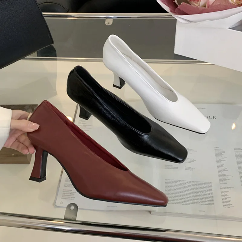 Elegant Woman High Heel Shoes Square Toe Pumps Female Office Shoe Shallow Designer Shoes Spring Autumn Brand Retro Witch Shoes
Elegant Woman High Heel Shoes Square Toe Pumps Female Office Shoe Shallow Designer Shoes Spring Autumn Brand Retro Witch Shoes