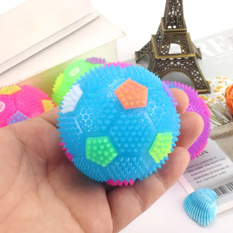 1 Piece LED Light Squeaky Pet Dog Ball Toy for Small Dogs Rubber Chew Teeth Cleaning Puppy Toys Dog Stuff Dog Toys
1 Piece LED Light Squeaky Pet Dog Ball Toy for Small Dogs Rubber Chew Teeth Cleaning Puppy Toys Dog Stuff Dog Toys