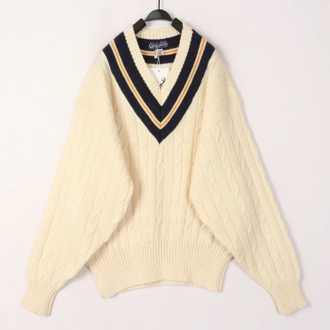Vintage Autumn Winter White 3D Knitted Woolen Sweater Cardigan Bean Bean Loose Fit Long Sleeve V-Neck Warm Thermal Top
Vintage Autumn Winter White 3D Knitted Woolen Sweater Cardigan Bean Bean Loose Fit Long Sleeve V-Neck Warm Thermal Top