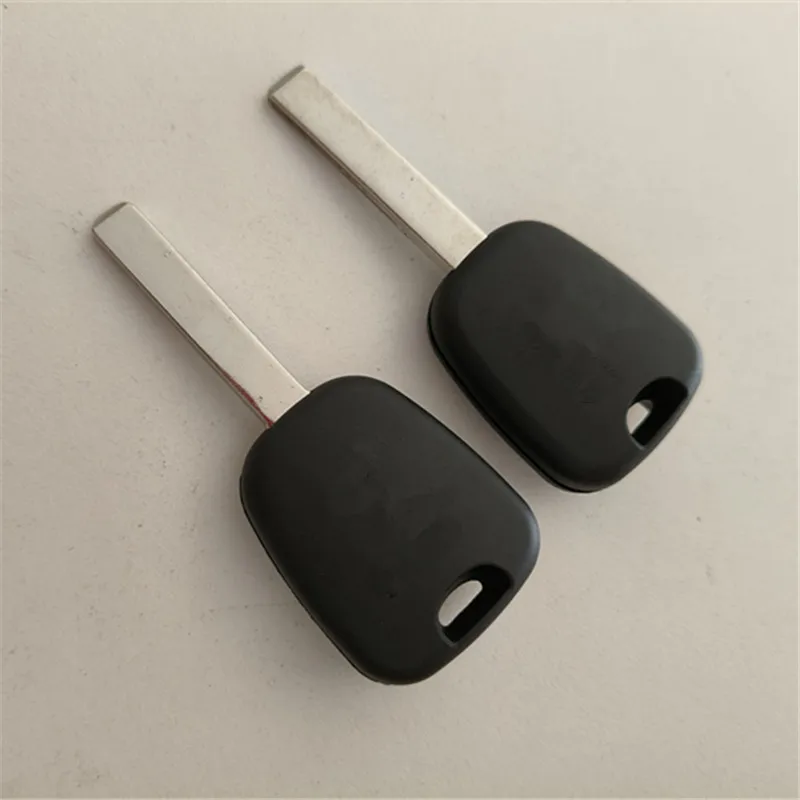 5pcs Transponder Car Key Shell For Peugeot 106 107 307 207 306 406 For Citroen C2 C3 C4 VA2 HU83 Fob Case
5pcs Transponder Car Key Shell For Peugeot 106 107 307 207 306 406 For Citroen C2 C3 C4 VA2 HU83 Fob Case