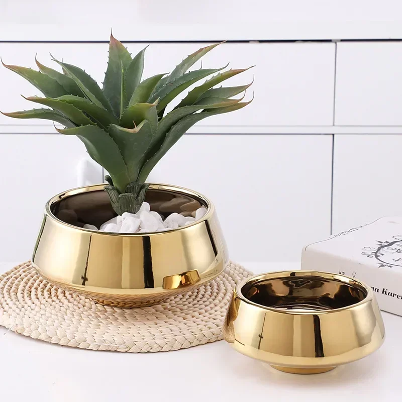 European Golden Vase Big Mouth Flower Arranging Succulent Flower Pot Tabletop Decoration Living Room Art Deco Vase Decoration
European Golden Vase Big Mouth Flower Arranging Succulent Flower Pot Tabletop Decoration Living Room Art Deco Vase Decoration