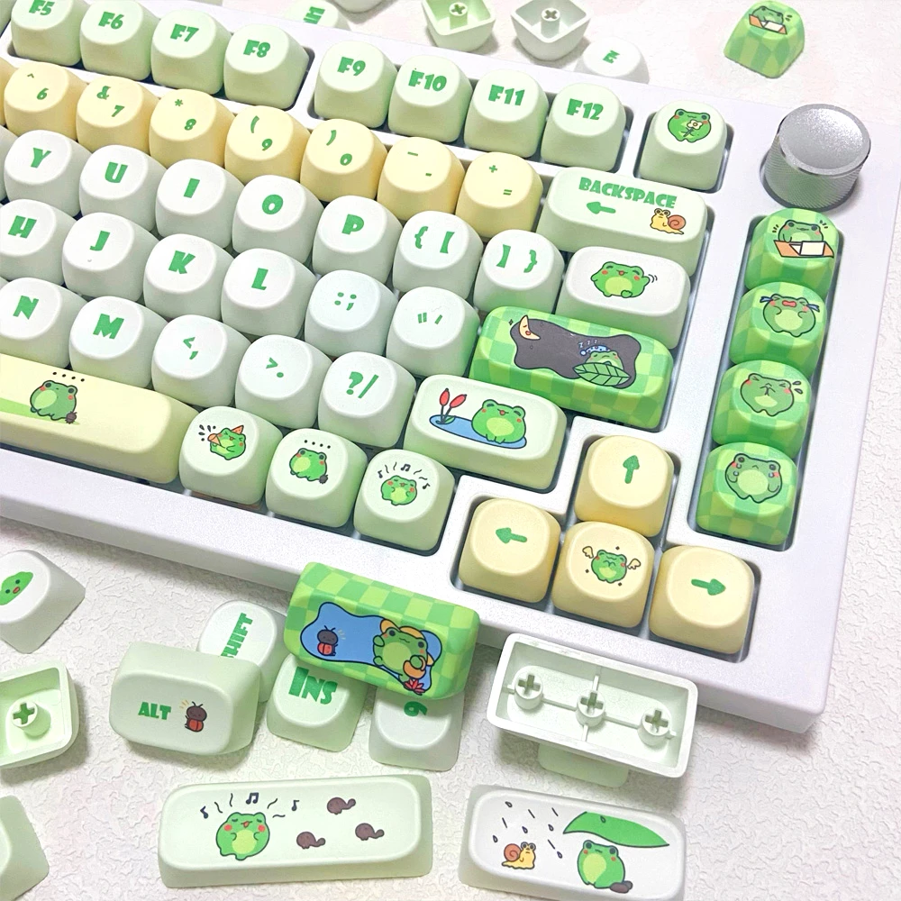 Green Frog Story Keycaps Set MOA Custom Mechanical Keyboard Cute Key Caps Personalized English PBT Keycaps for Gaming Keyboard
Green Frog Story Keycaps Set MOA Custom Mechanical Keyboard Cute Key Caps Personalized English PBT Keycaps for Gaming Keyboard