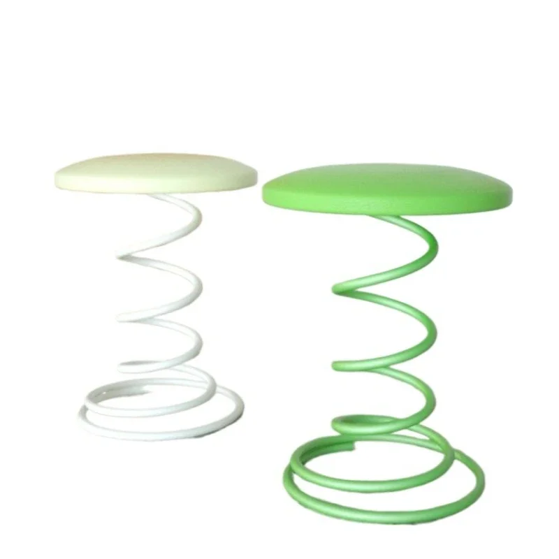 Home spring stool chair personality light luxury creative bar restaurant fashion home modern wrought iron American front
Home spring stool chair personality light luxury creative bar restaurant fashion home modern wrought iron American front