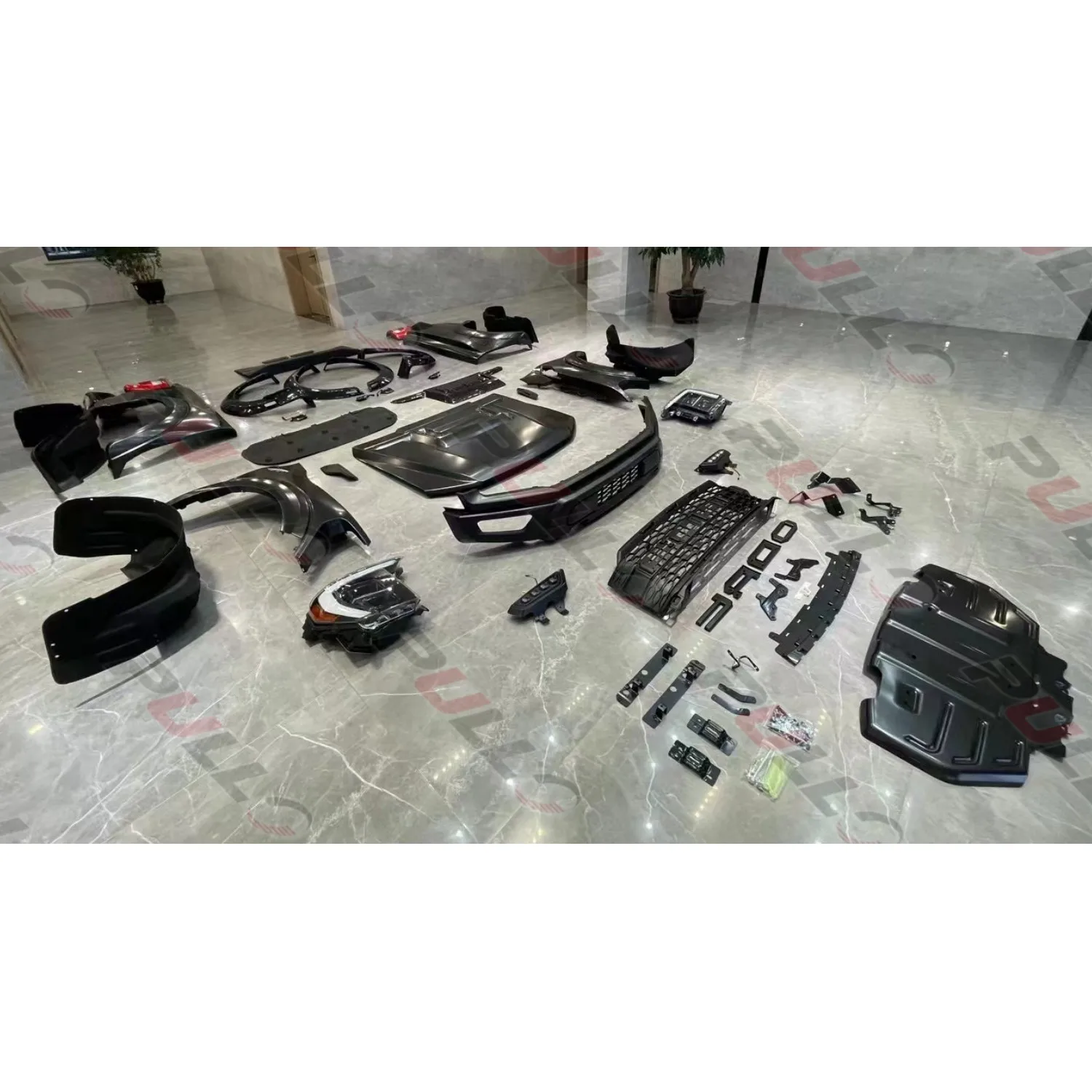 Car Body Kit for 2012-2021 FOR-D Ranger to 2021 F150 Raptor Style Include Front Bumper Grille Hood Fenders Auto Lamps Eyebrows
Car Body Kit for 2012-2021 FOR-D Ranger to 2021 F150 Raptor Style Include Front Bumper Grille Hood Fenders Auto Lamps Eyebrows