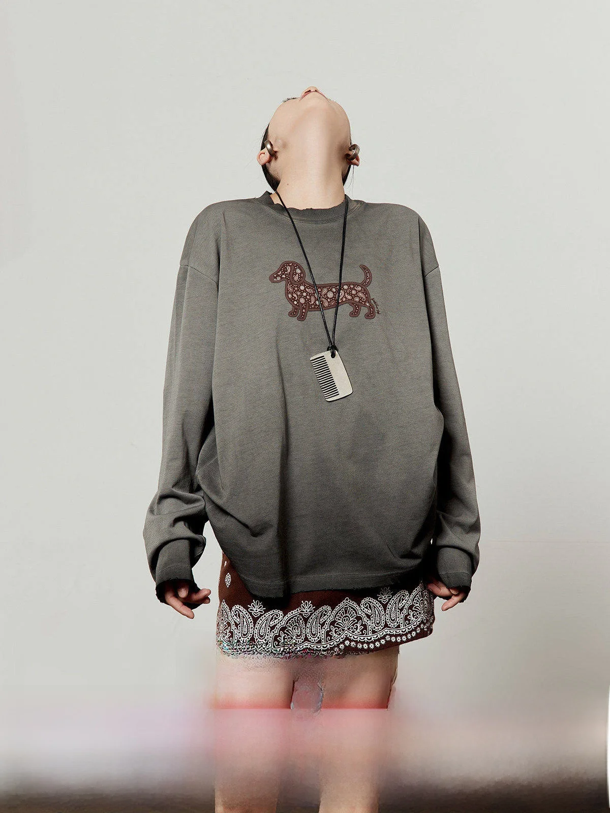 ay Embroidered Loose Long Sve T-irt Women's Retro Sle Autumn New Arrival Wide Ne T-irt for Young Women
ay Embroidered Loose Long Sve T-irt Women's Retro Sle Autumn New Arrival Wide Ne T-irt for Young Women