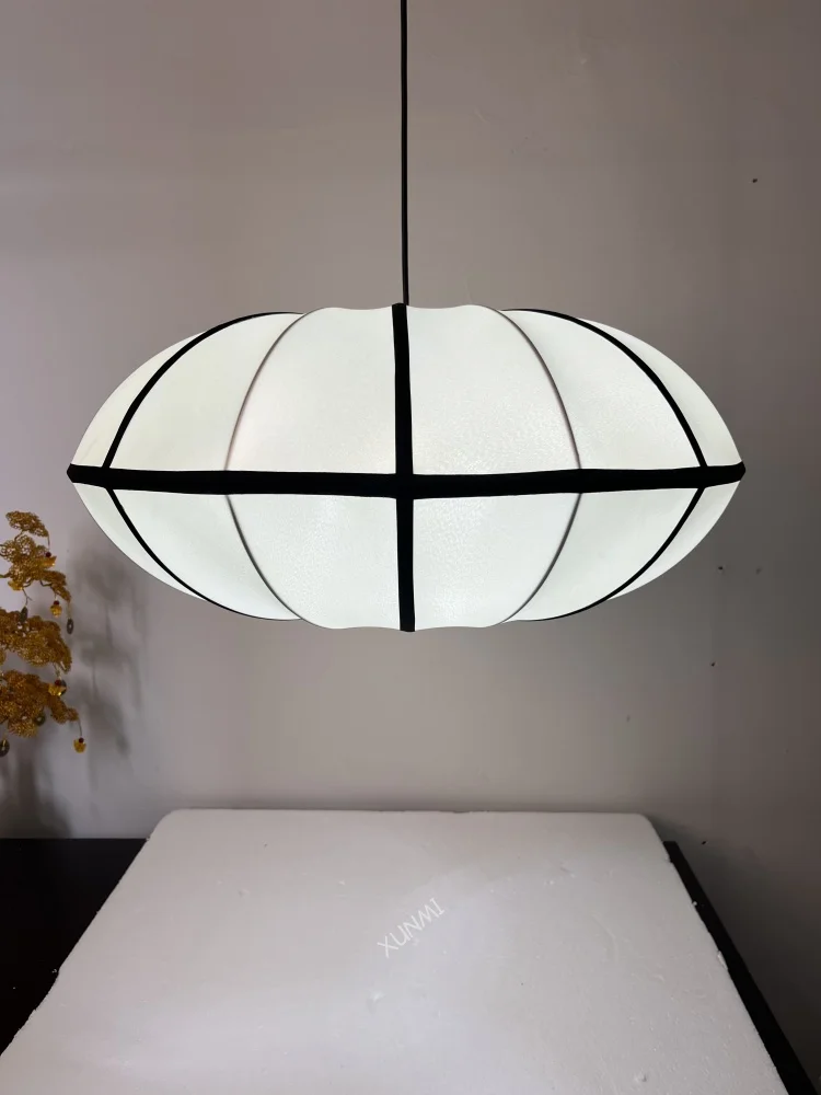 Nordic Lamp Nordic Medieval Zen Art Deco Pendant Lights Japanese Retro Lantern LED Restaurant Home Decor Fabric Chandeliers
Nordic Lamp Nordic Medieval Zen Art Deco Pendant Lights Japanese Retro Lantern LED Restaurant Home Decor Fabric Chandeliers