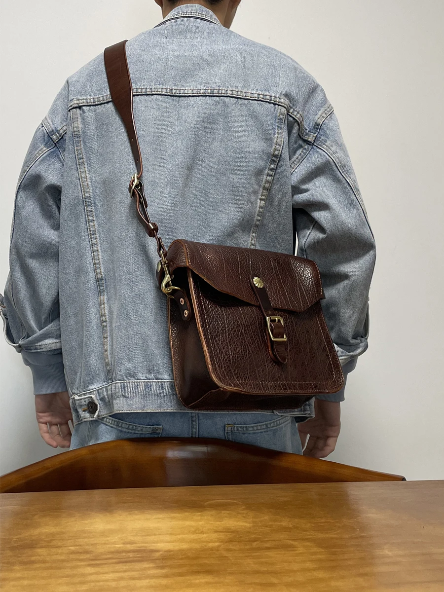 Vintage luxury thick vegetable tanned cowhide men small phone bag simple casual handmade genuine leather shoulder crossbody bag
Vintage luxury thick vegetable tanned cowhide men small phone bag simple casual handmade genuine leather shoulder crossbody bag