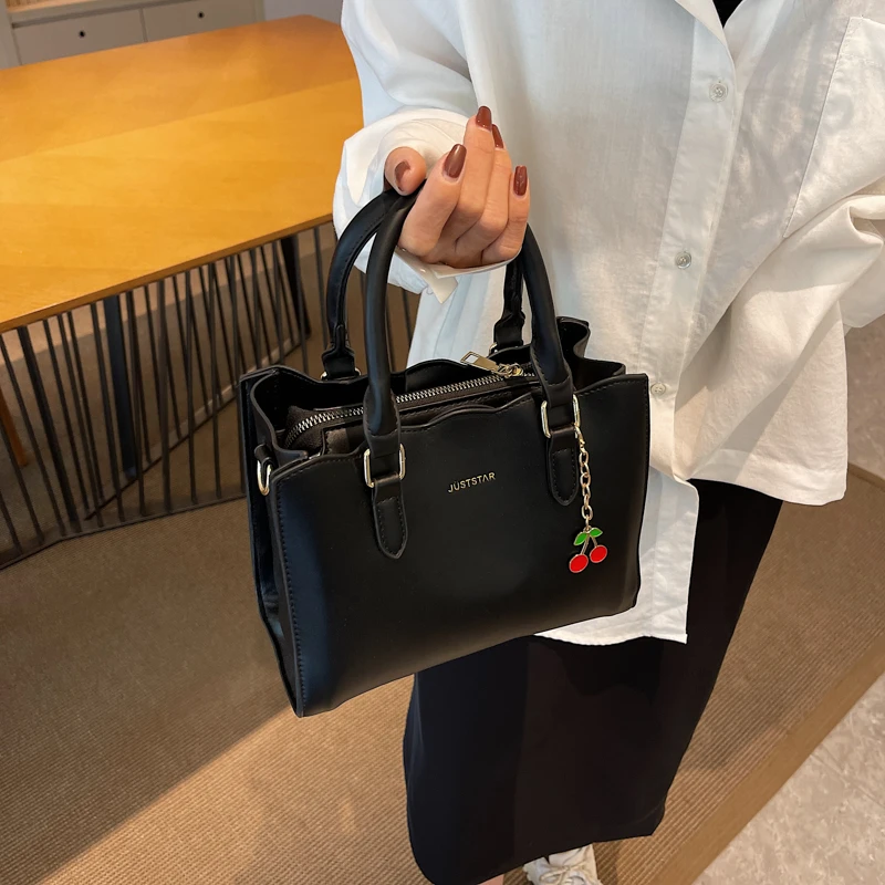 Fashion Focused Backpack Purse Women Multifunctional Shoulder Bag Trendy Style 
Fashion Focused Backpack Purse Women Multifunctional Shoulder Bag Trendy Style