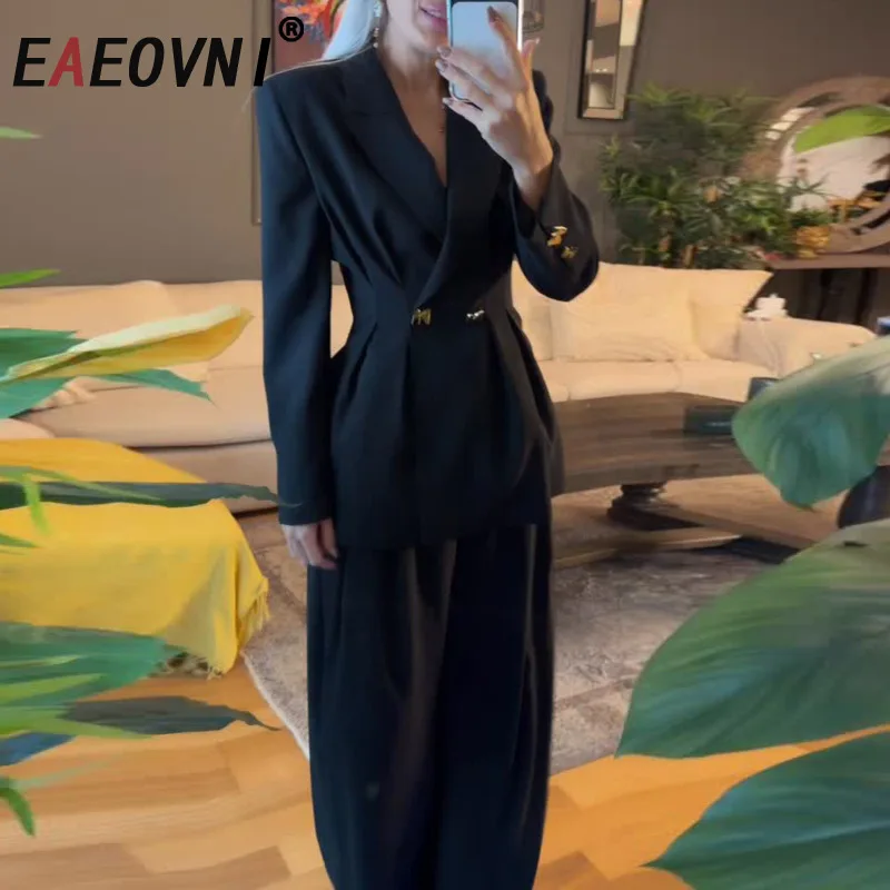 EAEOVNI Elegant Solid Color 2 Piece Set Women Notched Collar Button Folds Suit Blazer Long Pants Wide Leg Trousers Fashion Sets
EAEOVNI Elegant Solid Color 2 Piece Set Women Notched Collar Button Folds Suit Blazer Long Pants Wide Leg Trousers Fashion Sets