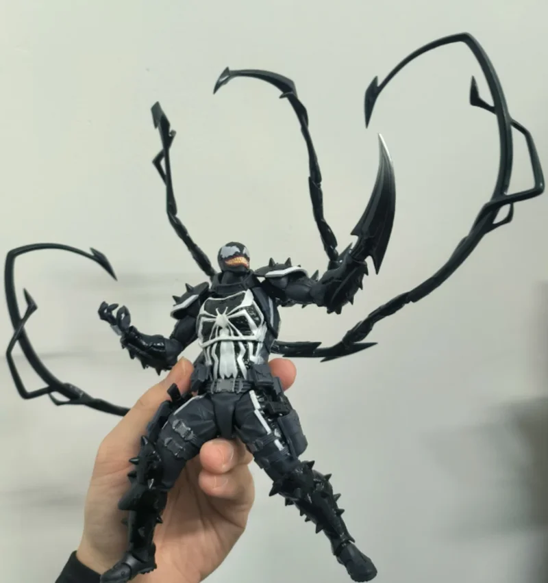 Spider Man Collectible Head Moving Model Toy Mountain Pass Style Serum Antibody Liquid Special Agent Action Figure
Spider Man Collectible Head Moving Model Toy Mountain Pass Style Serum Antibody Liquid Special Agent Action Figure