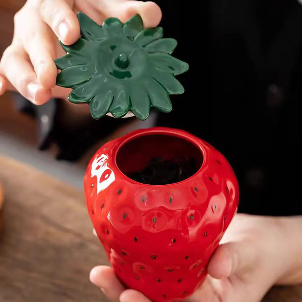 Simulated Strawberry Ceramic Storage Jar Tea Caddy Household Sealed Candy Nut Jar Kitchen Storage Container Home Decoration
Simulated Strawberry Ceramic Storage Jar Tea Caddy Household Sealed Candy Nut Jar Kitchen Storage Container Home Decoration