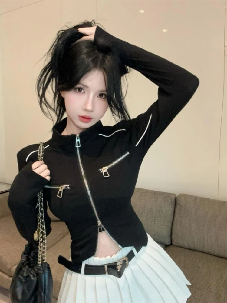 American Sweet Cool Black Coat Women Sexy Crop Top Slim Fit T-shirt Tops Mujer Y2k Irregular Long Sleeve Zipper Cardigan
American Sweet Cool Black Coat Women Sexy Crop Top Slim Fit T-shirt Tops Mujer Y2k Irregular Long Sleeve Zipper Cardigan
