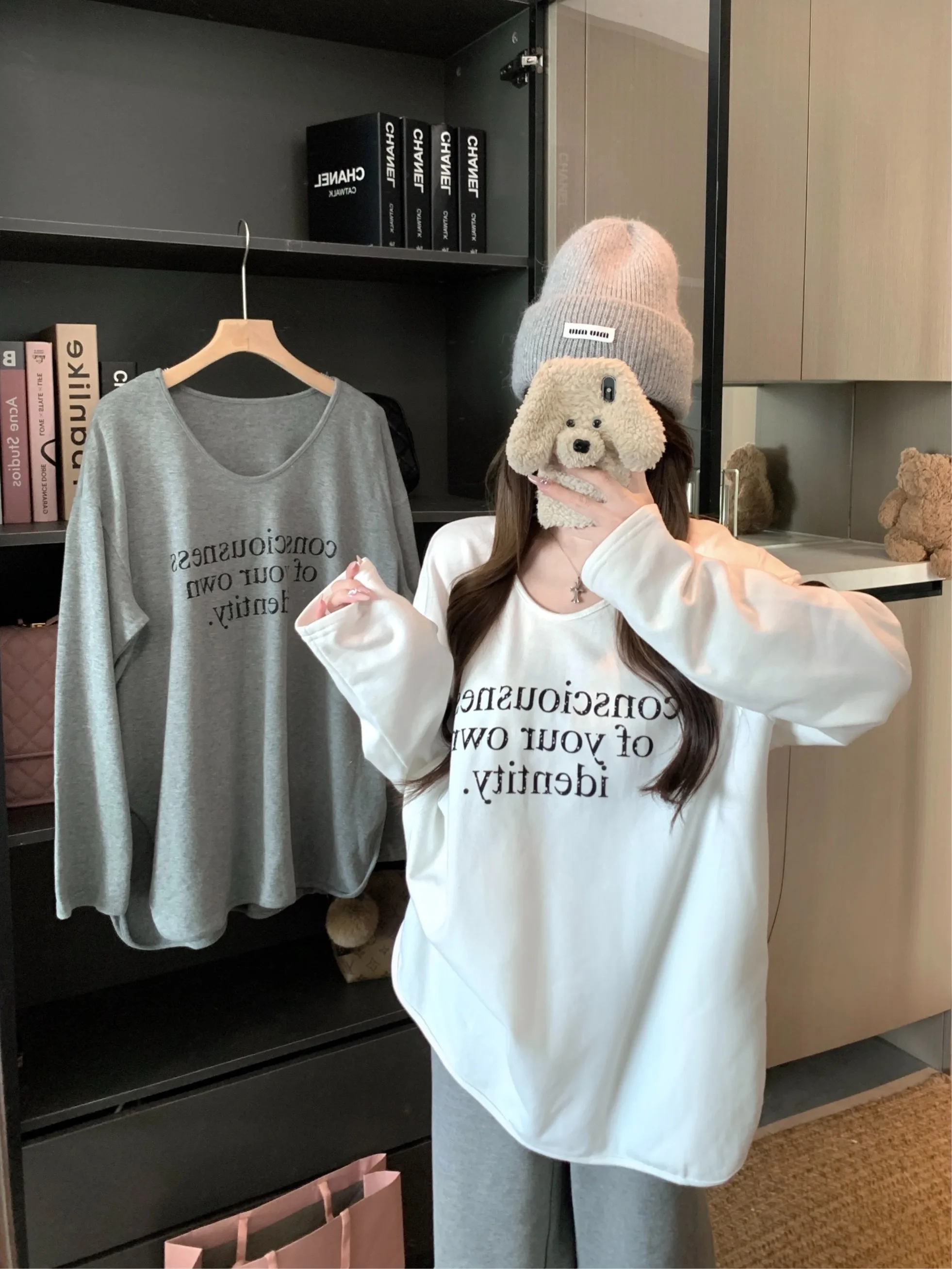 Loose Long Sleeve T-Shirt Women's Korean Style Cloud Fluffy U-Neck Letter Print Top Summer New Arrival Fashionable Casual Wear
Loose Long Sleeve T-Shirt Women's Korean Style Cloud Fluffy U-Neck Letter Print Top Summer New Arrival Fashionable Casual Wear