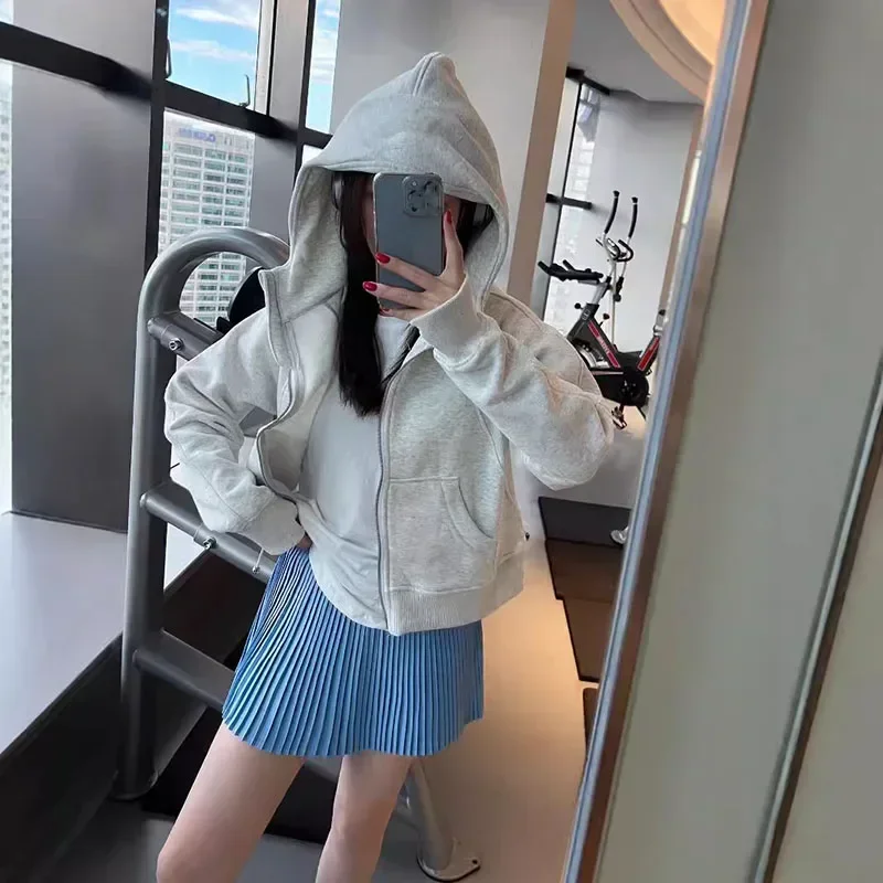 New Yoga Clothing For Women In Autumn And Winter, Full Zipper Hoodie With Velvet, Short Sports And Fitness Jacket
New Yoga Clothing For Women In Autumn And Winter, Full Zipper Hoodie With Velvet, Short Sports And Fitness Jacket