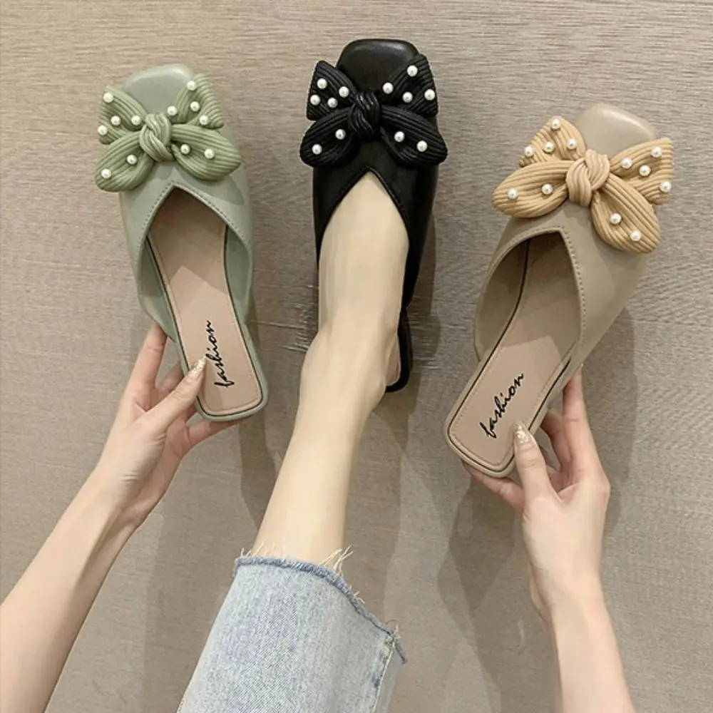 Anti Slip Leather Slippers Women Round Toe Shoes Slides Sandals Pearl Beads Soft Soled Bowknot Flat Slippers Streetwear
Anti Slip Leather Slippers Women Round Toe Shoes Slides Sandals Pearl Beads Soft Soled Bowknot Flat Slippers Streetwear