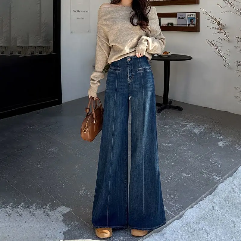 Ретро Гонконгские свободные синие джинсы с высокой талией, женские осенние новые утягивающие брюки небольшого размера, расклешенные драпированные брюки TT832
Ретро Гонконгские свободные синие джинсы с высокой талией, женские осенние новые утягивающие брюки небольшого размера, расклешенные драпированные брюки TT832