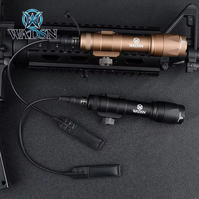 M600C Tactical Flashlight 600Lumen Outdoor Hunting Weapon Light White LED Spotlight Pressure Switch Fit 20MM Rail Wadsn
M600C Tactical Flashlight 600Lumen Outdoor Hunting Weapon Light White LED Spotlight Pressure Switch Fit 20MM Rail Wadsn