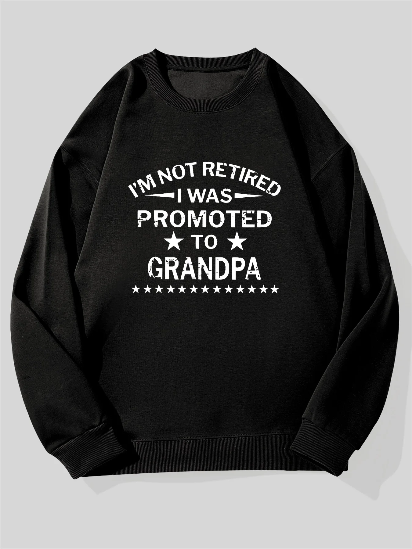 Мужская забавная толстовка с рисунком «I'm Not Retired I Was Promoted to Grandpa» — черный повседневный пуловер свободного покроя, удобный
Мужская забавная толстовка с рисунком «I'm Not Retired I Was Promoted to Grandpa» — черный повседневный пуловер свободного покроя, удобный