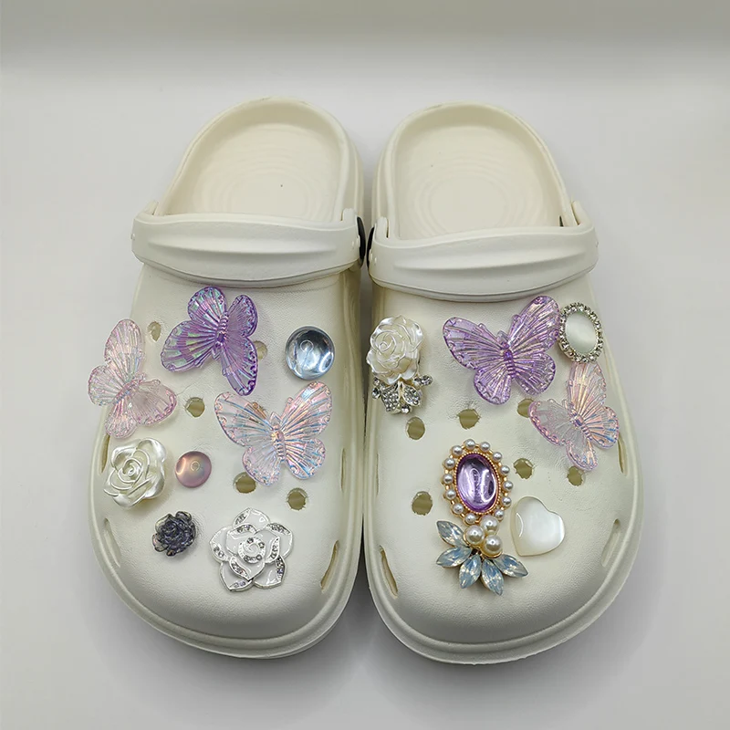 Butterfly Shoe Charm DIY Shoe Decorations Button Accessories for Bogg Bag Slides Sandals Clogs Kids Gifts
Butterfly Shoe Charm DIY Shoe Decorations Button Accessories for Bogg Bag Slides Sandals Clogs Kids Gifts