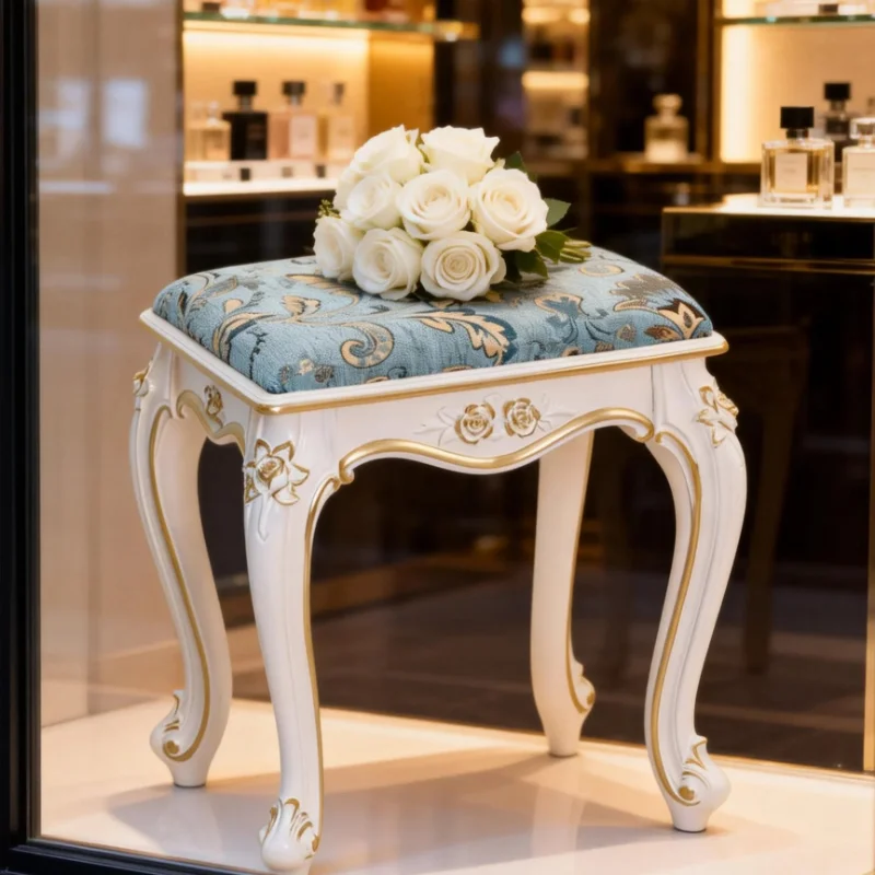 Многофункциональный табурет-туалетный столик класса люкс с тканевой обивкой, в французском стиле, с золотой отделкой, для гостиной, спальни, маникюрного салона
Многофункциональный табурет-туалетный столик класса люкс с тканевой обивкой, в французском стиле, с золотой отделкой, для гостиной, спальни, маникюрного салона