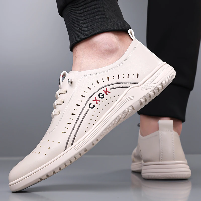 Men Casual Leather Shoes Breathable Perforated Upper Lightweight Slip-on Sneakers for Street Style
Men Casual Leather Shoes Breathable Perforated Upper Lightweight Slip-on Sneakers for Street Style