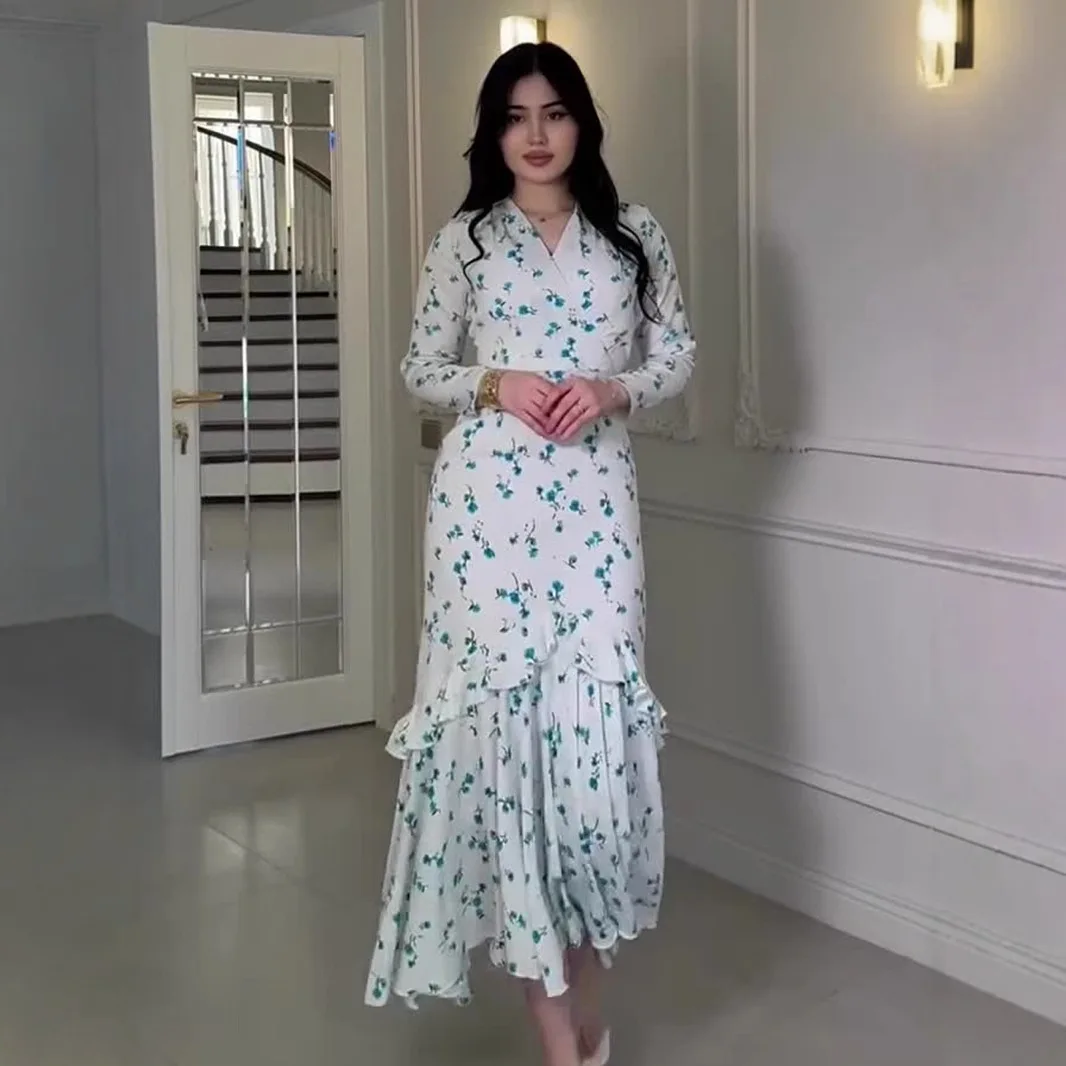 European and American 2026 new spring gentle breeze small fresh floral lotus leaf side length dress for women
European and American 2026 new spring gentle breeze small fresh floral lotus leaf side length dress for women