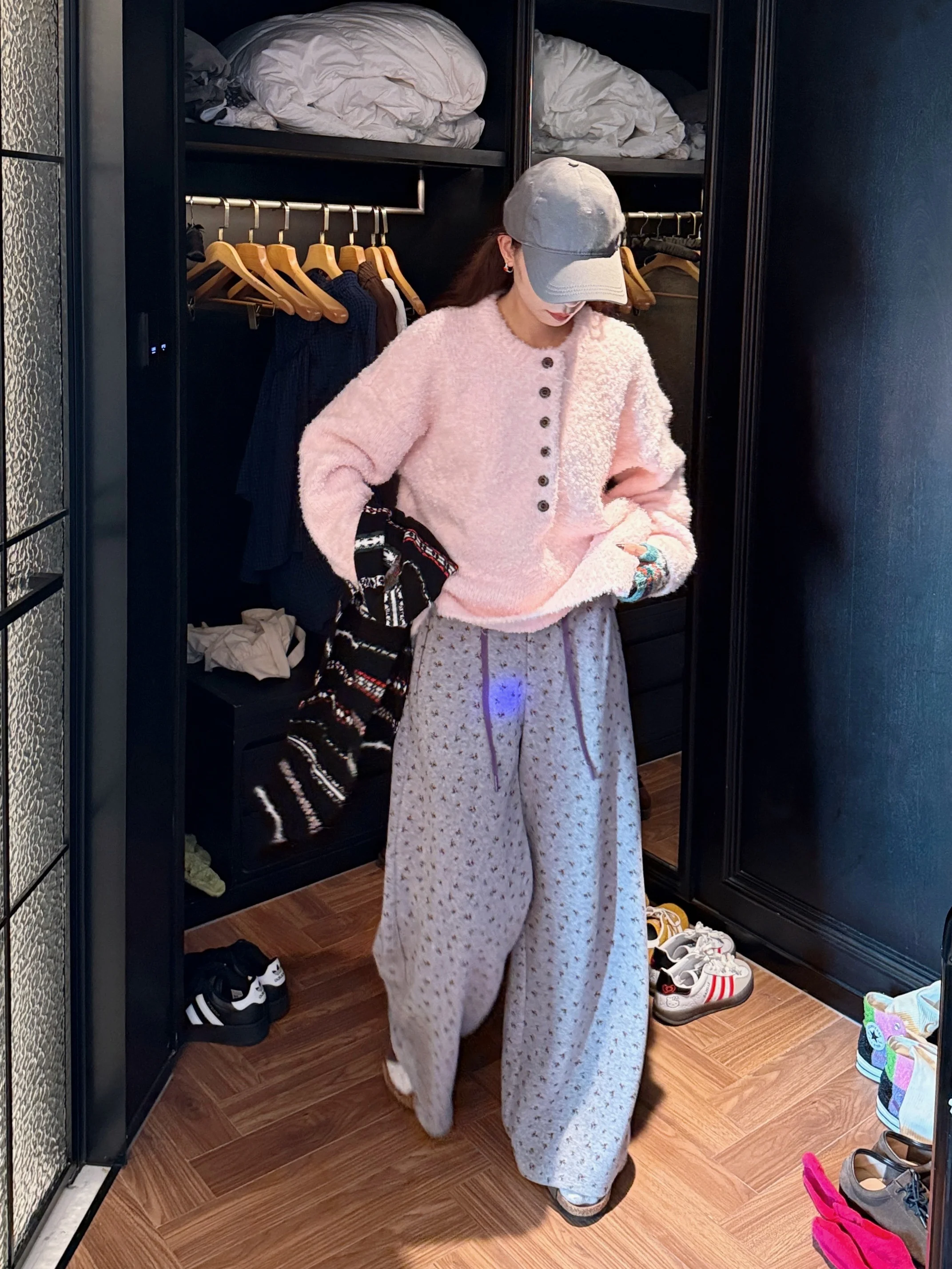 High Waist Thiened ey Casual Pants Floral Fabric High ammage Wide Leg Pants Loose Fit Commute Sle Winter Long Pants
High Waist Thiened ey Casual Pants Floral Fabric High ammage Wide Leg Pants Loose Fit Commute Sle Winter Long Pants