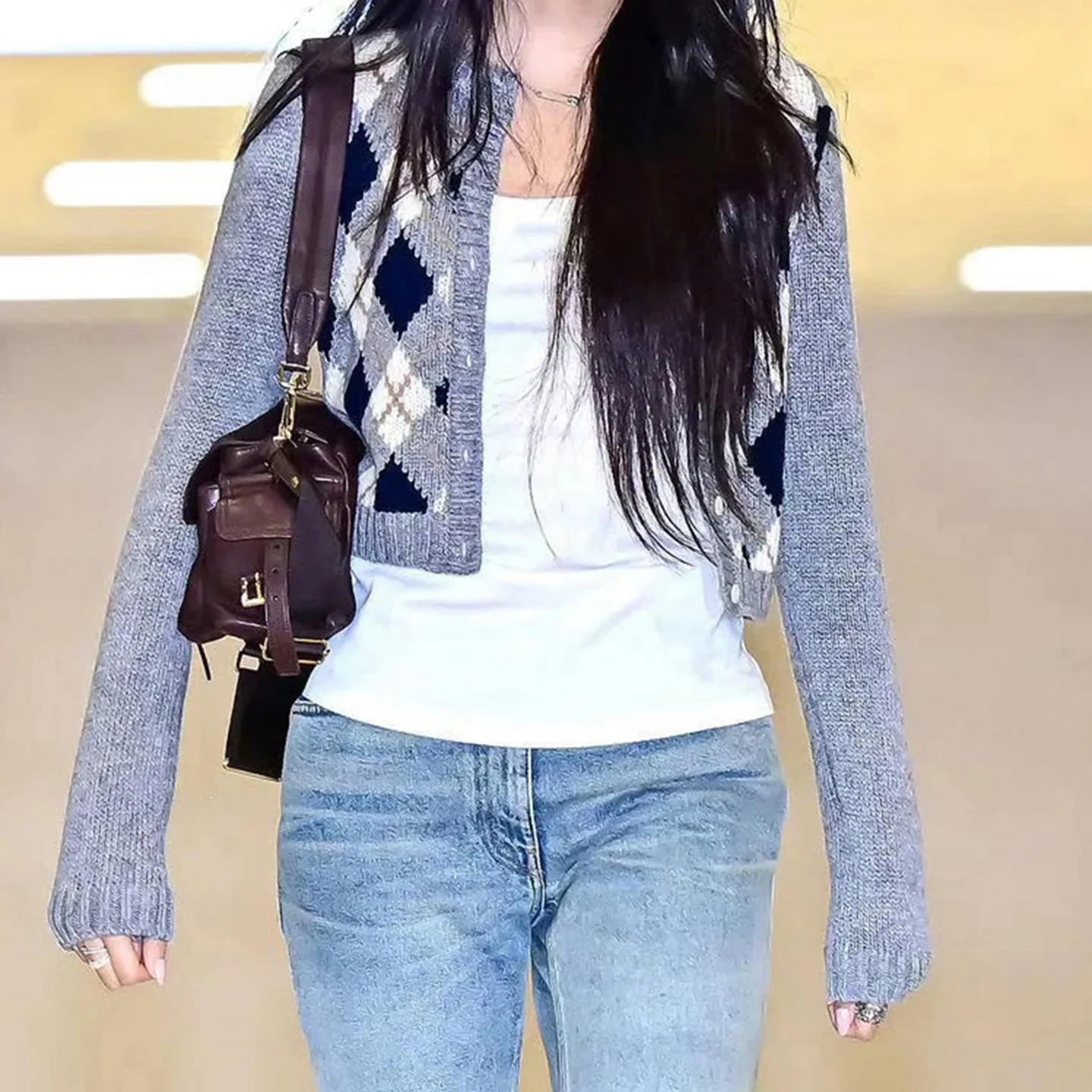 Autumn and winter new slim casual grey college style round neck jacquard diamond plaid wool coat jacket
Autumn and winter new slim casual grey college style round neck jacquard diamond plaid wool coat jacket