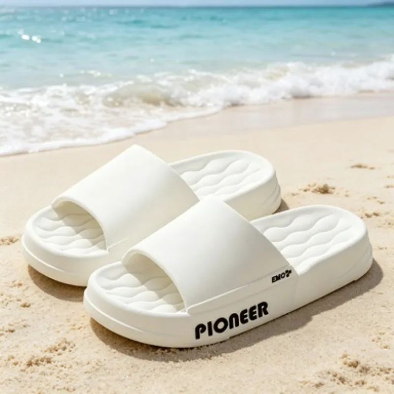 Men's slippers, beach shoes, summer casual and comfortable non slip slippers, thick soled outerwear style, home cool slippers.
Men's slippers, beach shoes, summer casual and comfortable non slip slippers, thick soled outerwear style, home cool slippers.