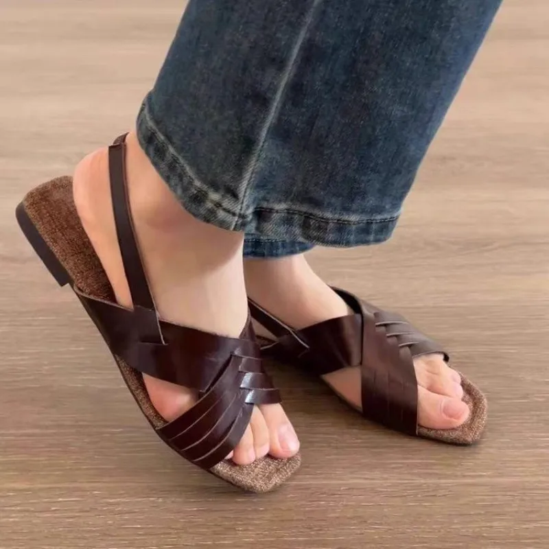 Cross Strap Flats Women's Summer New Vintage Vacation Casual Square Toe Open Toe Non-slip Block Heel Sandals
Cross Strap Flats Women's Summer New Vintage Vacation Casual Square Toe Open Toe Non-slip Block Heel Sandals