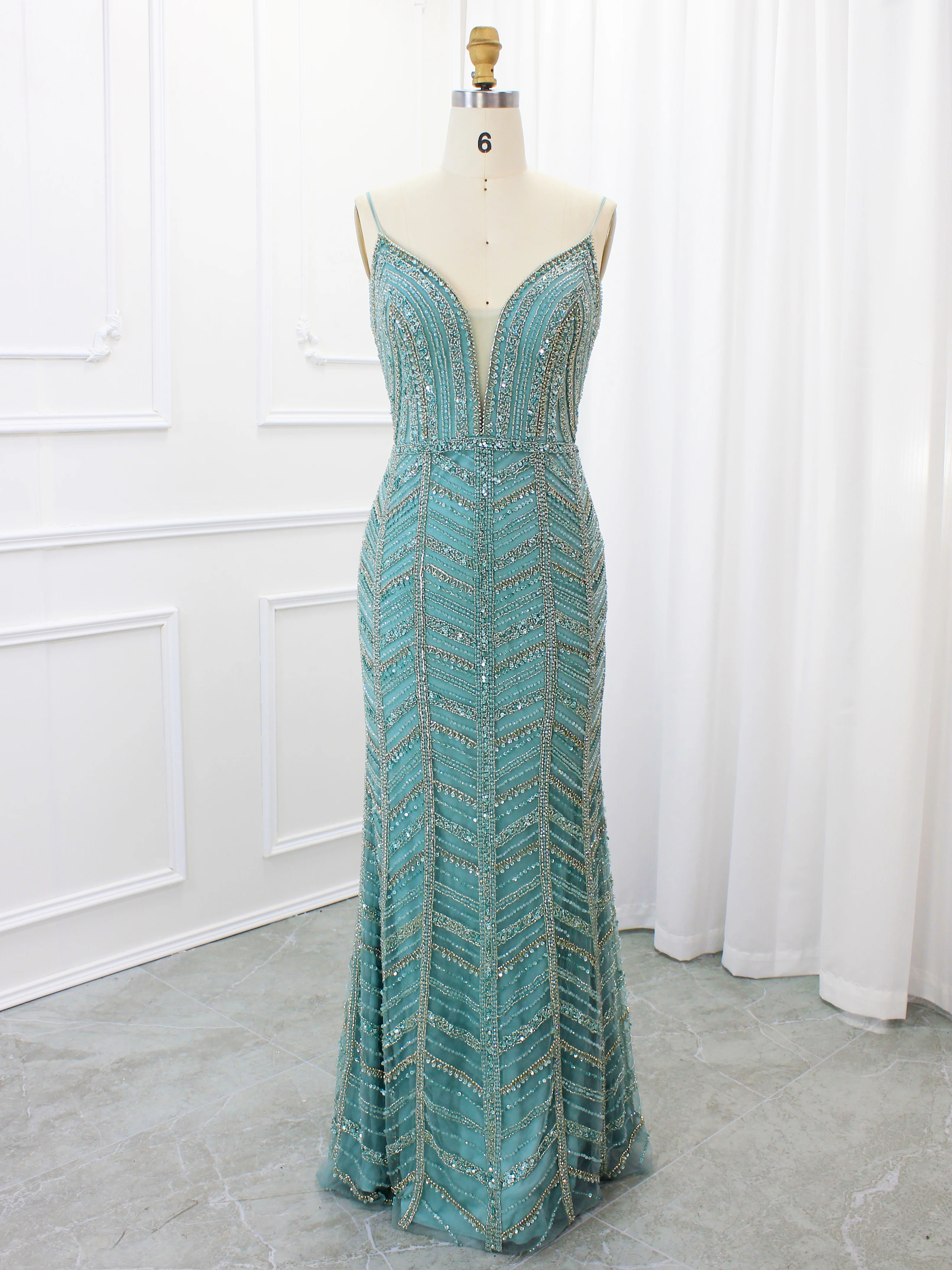 Hot Sale Dubai Turquoise Beaded Mermaid Handmade Spaghetti Strap Evening GownsProm Dresses For Women Wedding Party Best Price
Hot Sale Dubai Turquoise Beaded Mermaid Handmade Spaghetti Strap Evening GownsProm Dresses For Women Wedding Party Best Price