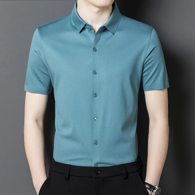 Seamless High-End Silk Men Shirt Short Sleeve Solid Color Casual Summer Quality Soft Comfortable Oversized Premium Chemise Homme
Seamless High-End Silk Men Shirt Short Sleeve Solid Color Casual Summer Quality Soft Comfortable Oversized Premium Chemise Homme