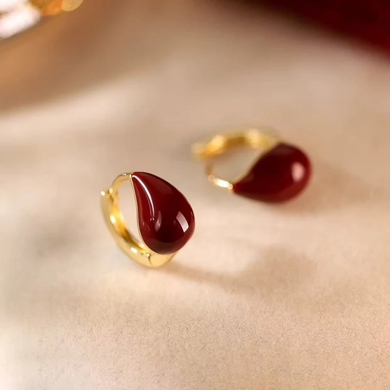 925 Silver Encore Red Water Drop Hoop Earrings For Women Party Classic Fine Jewelry Light Luxury Exquisite Accessories
925 Silver Encore Red Water Drop Hoop Earrings For Women Party Classic Fine Jewelry Light Luxury Exquisite Accessories