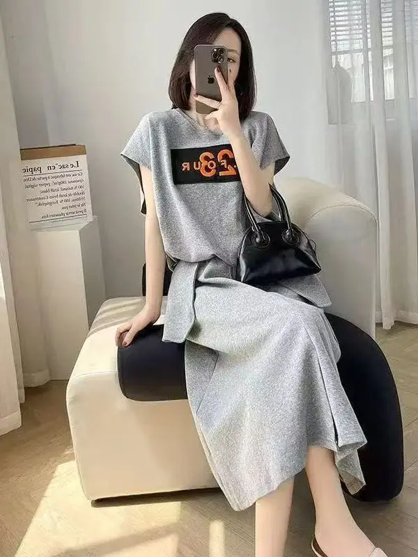 Fashionable Loose Thin Short Sleeve Summer Top And Half Skirt Set plus Size European Style Commute Korean Style High Waist
Fashionable Loose Thin Short Sleeve Summer Top And Half Skirt Set plus Size European Style Commute Korean Style High Waist