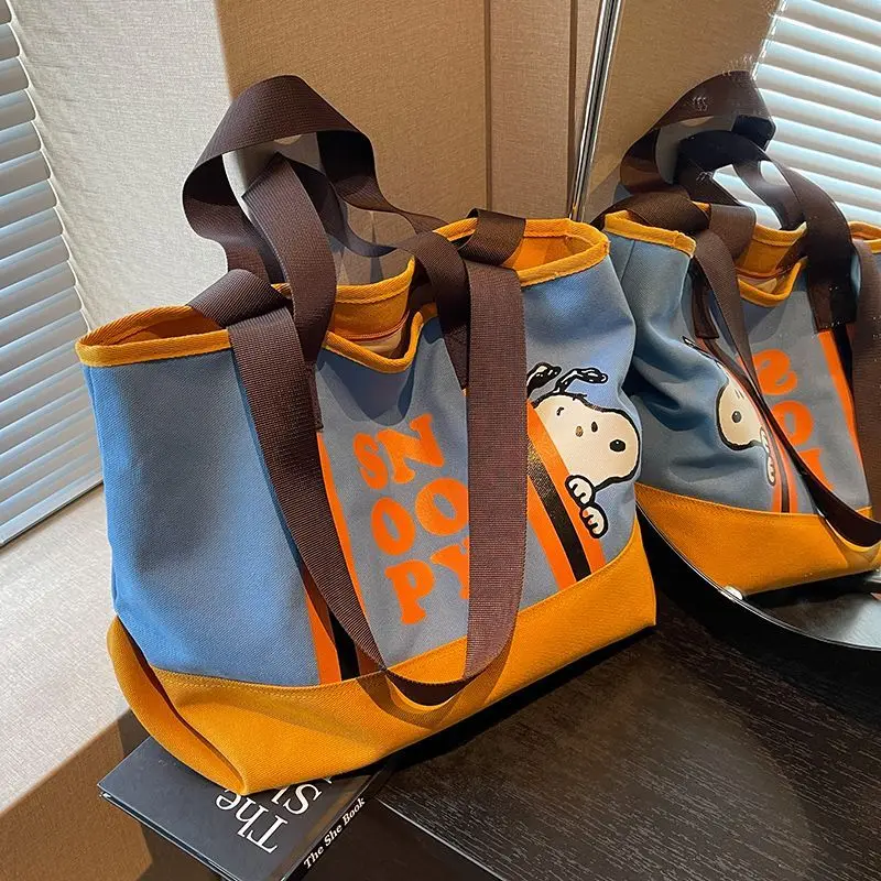 MINISO 2024 Kawaii Anime New Cartoon Snoopy College Student Class Shoulder Bag Cute Women's Large Capacity Canvas Bag Kids Toys
MINISO 2024 Kawaii Anime New Cartoon Snoopy College Student Class Shoulder Bag Cute Women's Large Capacity Canvas Bag Kids Toys