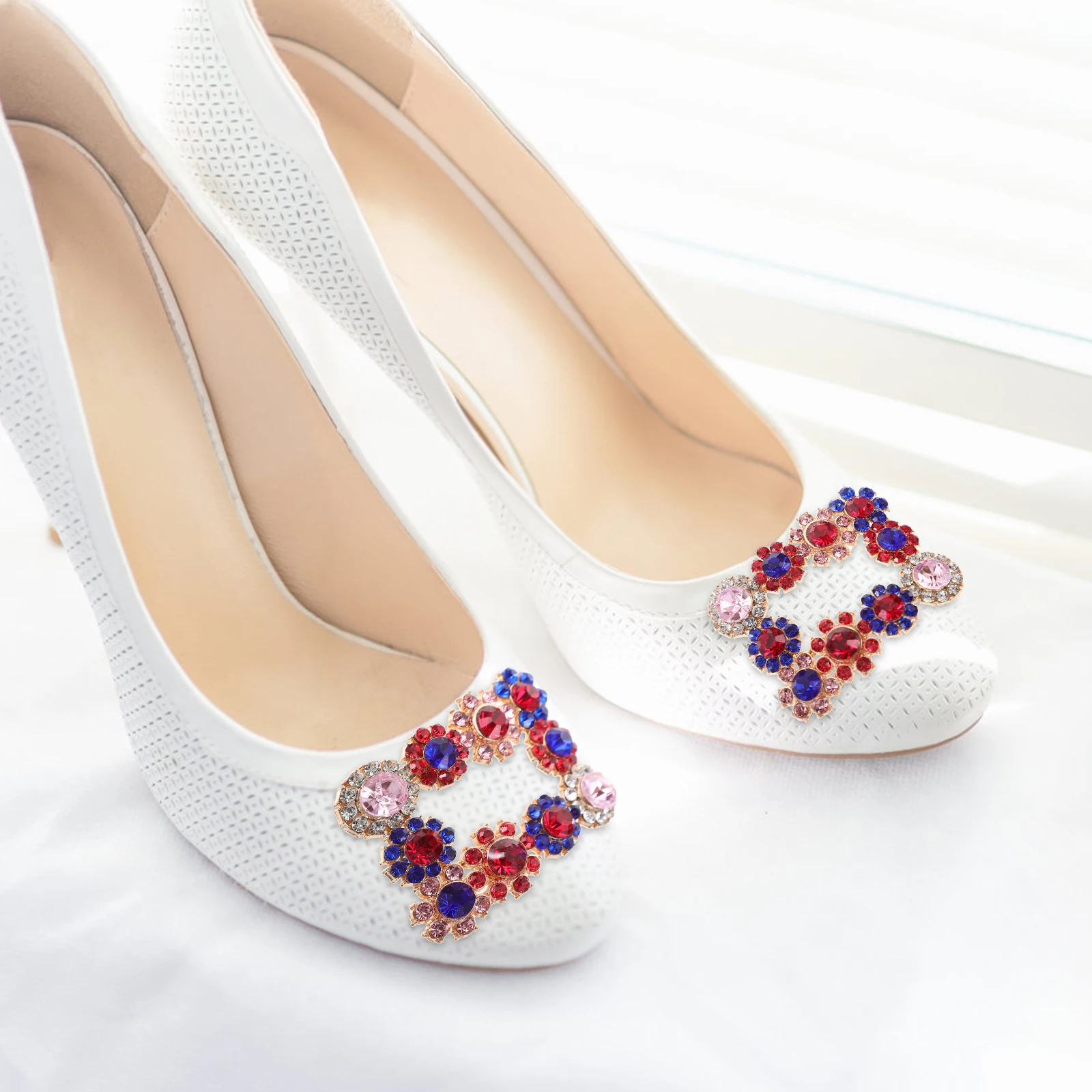 2Pcs Crystal Clips Rhinestone Decorations for Women Wedding Heels Bridal Buckles Shoe Crystal Shoes Clip Accessories
2Pcs Crystal Clips Rhinestone Decorations for Women Wedding Heels Bridal Buckles Shoe Crystal Shoes Clip Accessories