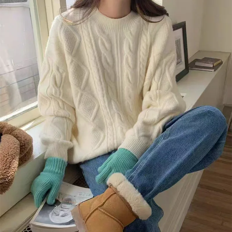 Loose Lazy Twist Cotton Blend Medium Weight round Neck Top Soft Cozy Autumn Winter Women's Long Sleeve Knitted Sweater
Loose Lazy Twist Cotton Blend Medium Weight round Neck Top Soft Cozy Autumn Winter Women's Long Sleeve Knitted Sweater