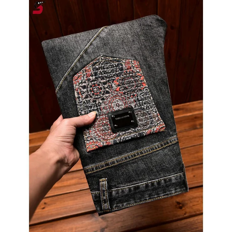 Fashion design embroidered color contrasting Racal handsome elastic slim fit small leg pants high end trendy black jeans MEN'S
Fashion design embroidered color contrasting Racal handsome elastic slim fit small leg pants high end trendy black jeans MEN'S