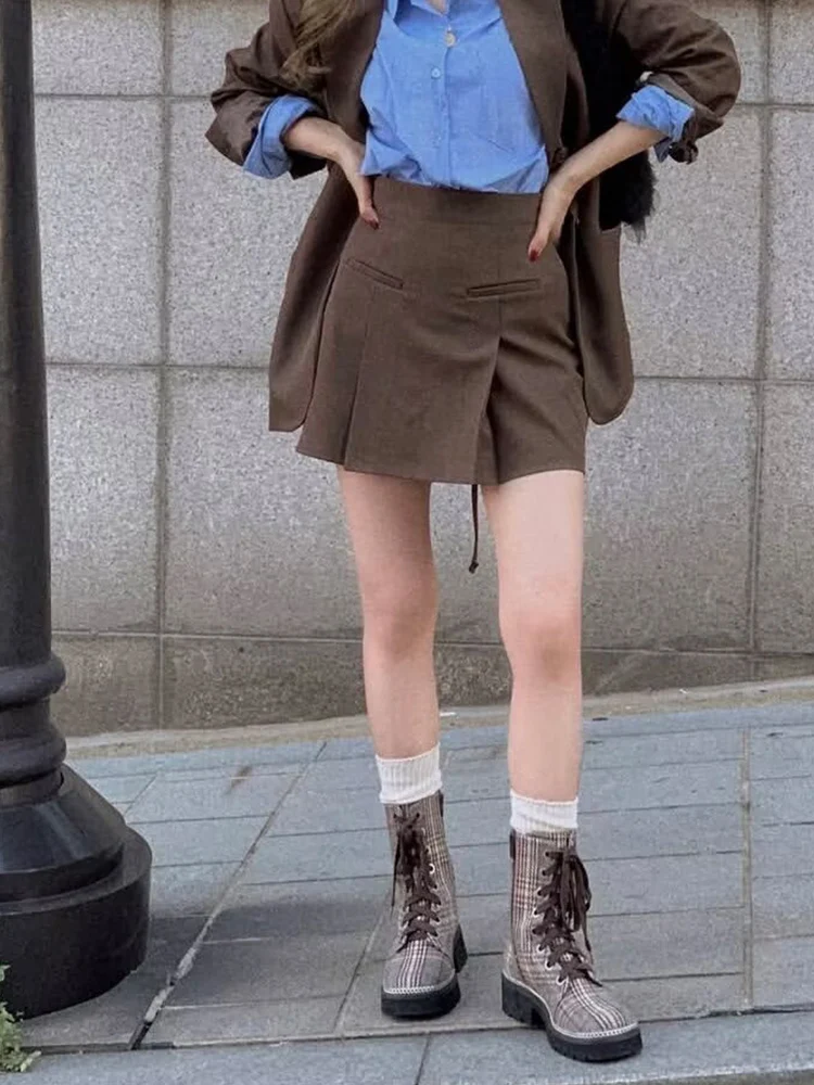 Spring new fashion trend women's clothing French retro pure desire style temperament simple slim hip A-line suit mini skirt
Spring new fashion trend women's clothing French retro pure desire style temperament simple slim hip A-line suit mini skirt