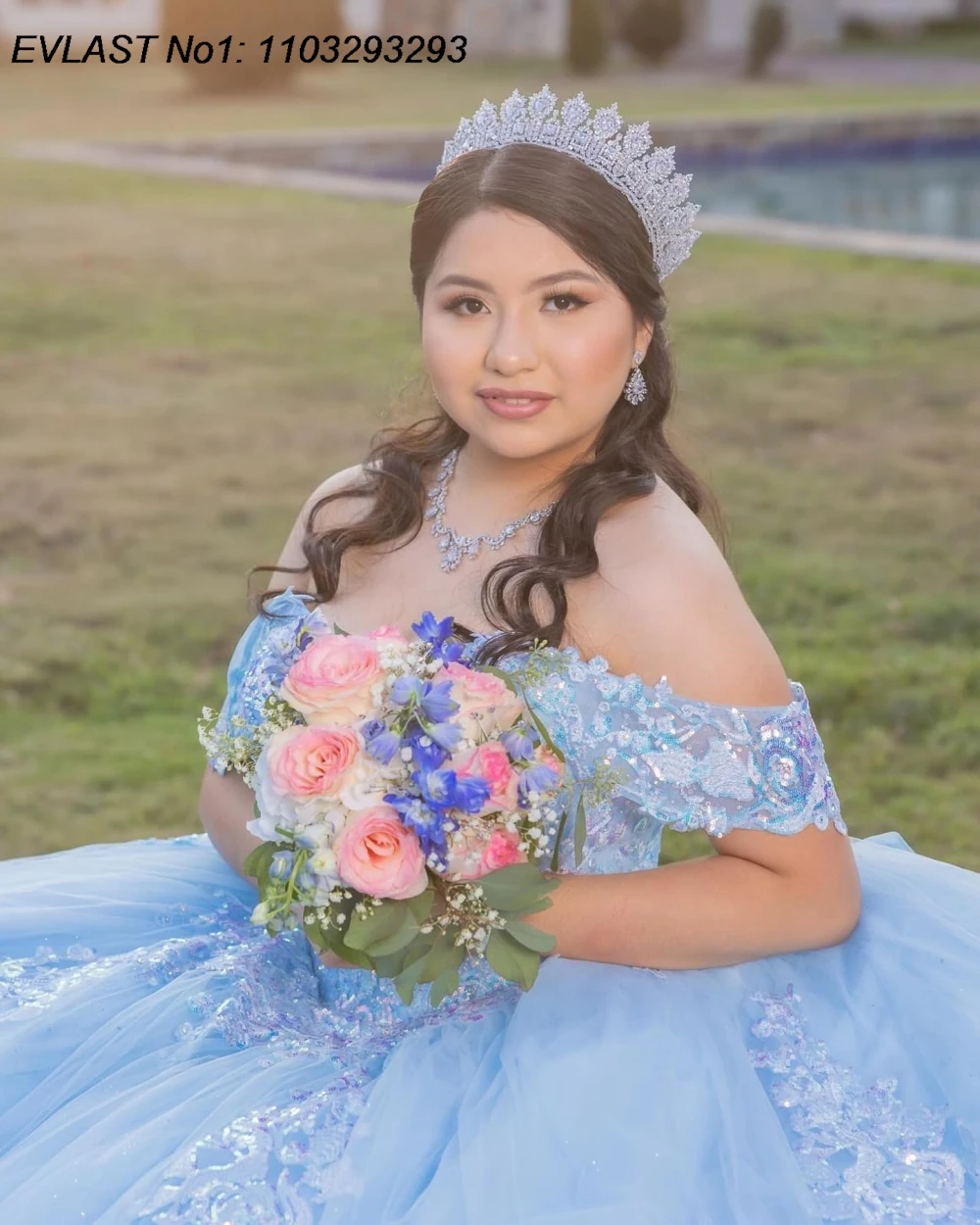 EVLAST индивидуальное мексиканское небесно-голубое бальное платье Quinceanera, кружевное платье с аппликацией и бантом из бисера, милое платье 16, Vestidos De 15 Anos E1Q841
EVLAST индивидуальное мексиканское небесно-голубое бальное платье Quinceanera, кружевное платье с аппликацией и бантом из бисера, милое платье 16, Vestidos De 15 Anos E1Q841