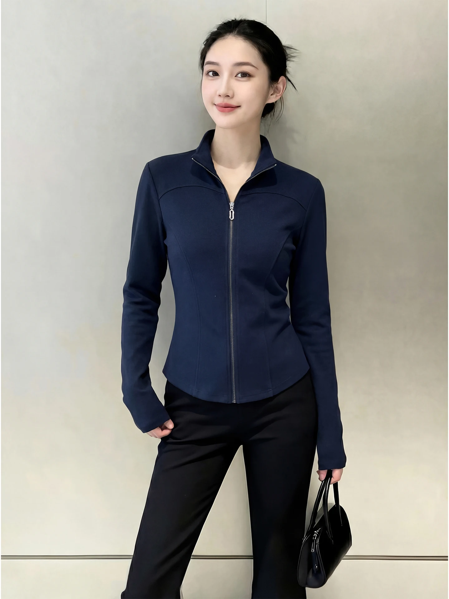 Spring 2026 plus Size Zipper ort Sve Long irt Design Slim Fit Stand Collar Deep Blue T-irt Women's Faion Casual Wear
Spring 2026 plus Size Zipper ort Sve Long irt Design Slim Fit Stand Collar Deep Blue T-irt Women's Faion Casual Wear