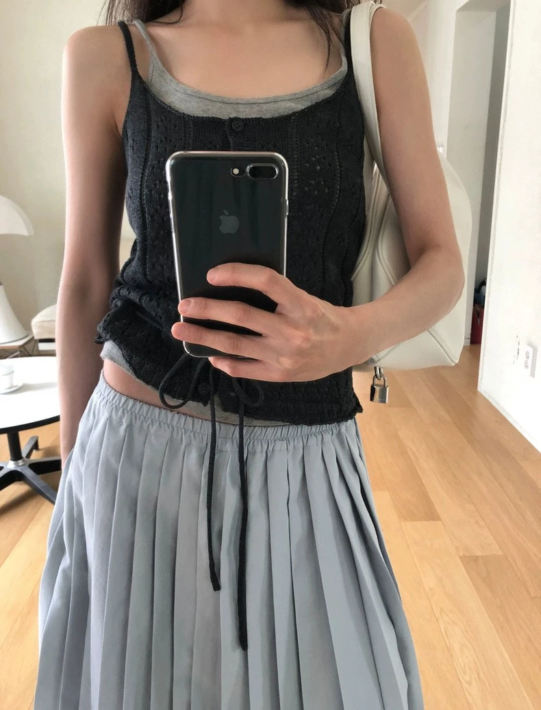 Вязаный жилет на бретелях, плиссированная юбка трапециевидной формы, женский утягивающий многослойный топ, асимметричный комплект из смеси хлопка
Вязаный жилет на бретелях, плиссированная юбка трапециевидной формы, женский утягивающий многослойный топ, асимметричный комплект из смеси хлопка