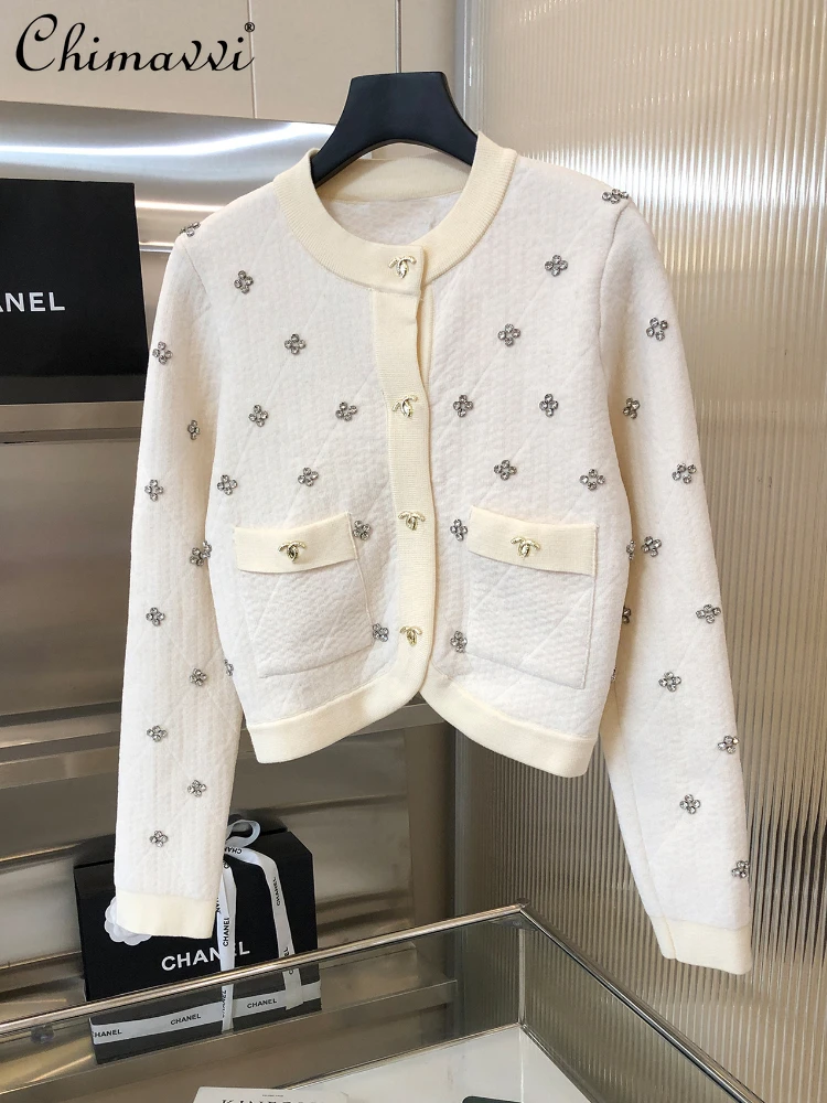 Heavy Industry Beaded White Round Neck Long Sleeve Single-Breasted Short Casual Knitted Cardigan Coat Top for Women Spring 2024
Heavy Industry Beaded White Round Neck Long Sleeve Single-Breasted Short Casual Knitted Cardigan Coat Top for Women Spring 2024