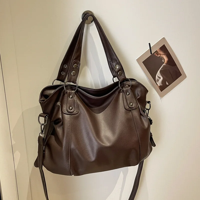 Large Capacity Black Shoulder Bags For Women Large Shopper Bag Solid Color Soft Leather Crossbody Handbag Lady Travel Tote Bag
Large Capacity Black Shoulder Bags For Women Large Shopper Bag Solid Color Soft Leather Crossbody Handbag Lady Travel Tote Bag