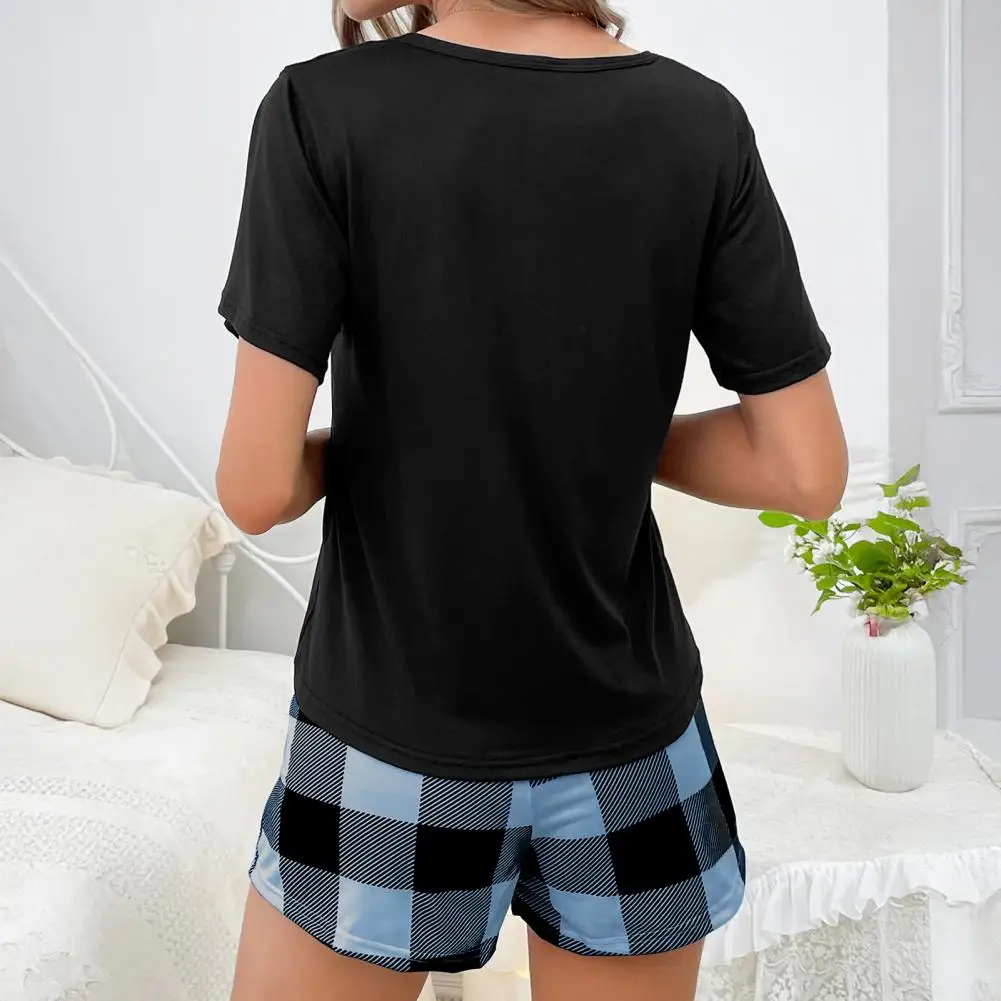 Women Pajama Set Soft Texture Sleepwear Stylish Women's Graphic Pajamas Sets with Plaid Shorts Crew Neck Short Sleeve for Summer
Women Pajama Set Soft Texture Sleepwear Stylish Women's Graphic Pajamas Sets with Plaid Shorts Crew Neck Short Sleeve for Summer