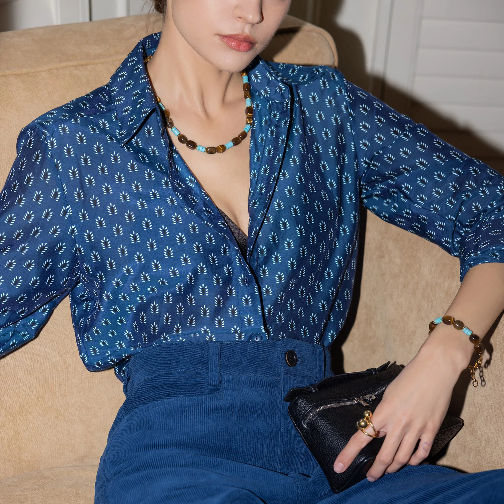 Maiding Sexy Wit Teasing Loose Faionable Silky Retro Long Sve irt Винтаж Sle Геометрический узор ex Удобный...
Maiding Sexy Wit Teasing Loose Faionable Silky Retro Long Sve irt Винтаж Sle Геометрический узор ex Удобный...